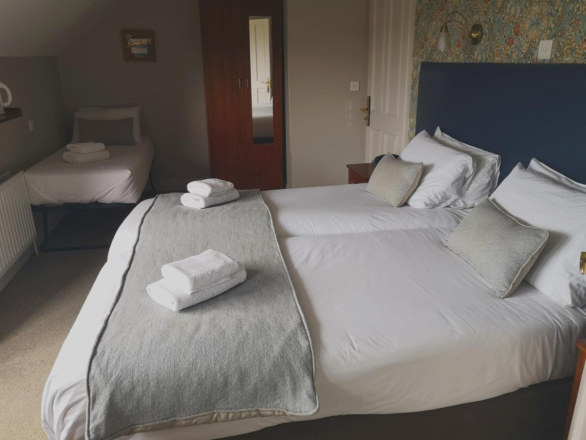 เกลน แกต เฮาส์ Bed & Breakfast ดันดอล์ก ห้อง รูปภาพ